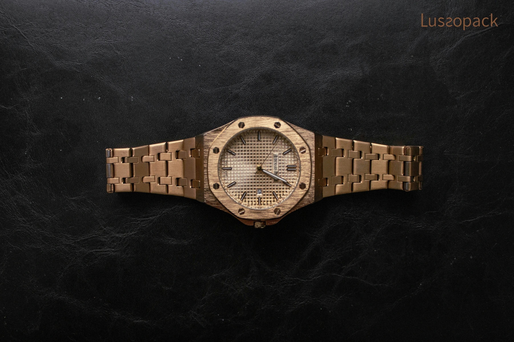 /images/packagingBlogUpdate/luxuryWatchBoxBrands/luxuryWatchBoxBrands07.webp